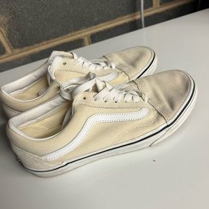 Beige Old Skool Vans. Womens 7.5